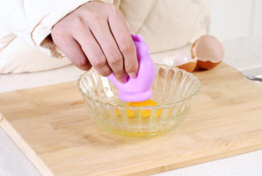 Kitchen Tool Egg Separator